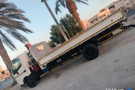 Manama, Vehicles, Cars & Trucks , Audi LeMans,  2016,  Manual,  112000 KM,   Hino Six Wheel With Crane