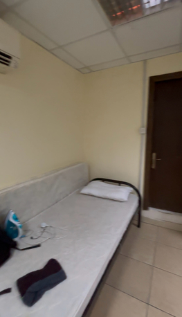 Al Malaz, Apartments/Houses, SAR 550/month,  1 BR,  A Peaceful Room With 3 Bed Space