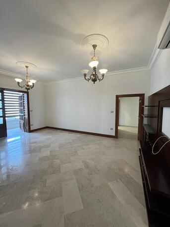 Abdoun, Apartments/Houses, JOD 20000/year,  4 BR,  350 Sq. Meter,  Full Floor Apartment For Rent In Abdoun