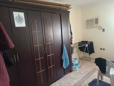 Jeddah, Rooms Available, SAR 1300/month,  Furnished,  1 Room For Rent For A Small Family