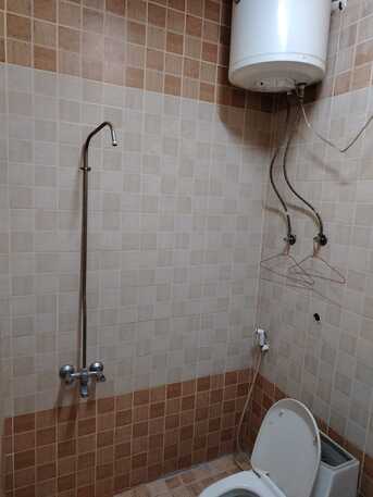 Dammam, Bedspace Available, SAR 350/month,  Bedspace Available  1 Person Only In 1 Room - Electricity Included In 433 Riyals