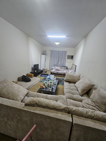 Ad Diriyah, Rooms Available, For Couple, Single Lady.