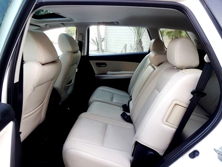 Zinj, Vehicles, Cars & Trucks , BHD 3950,  MAZDA CX 9,  2015,  Automatic,  124000 KM,  MAZDA CX-9 FULL OPTION V6 7 SEATER SUV URGENT FOR SALE