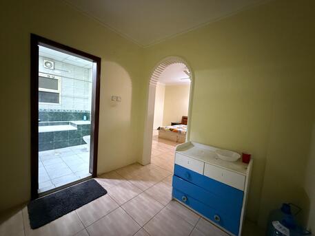 Juffair, Rooms Available, BHD 140/month,  Furnished,  Fully Furnished Spacious1 Bedroom Attached Sharing Flat Juffair Near Oasis Mall @ 140/-BHD
