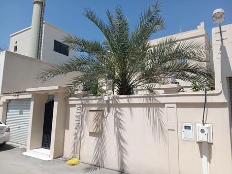 Jannusan, Villas, BHD 500,  Furnished,  350 Sq. Meter,  Great Opportunity Villa For Rent In Jannusan Budayia Road