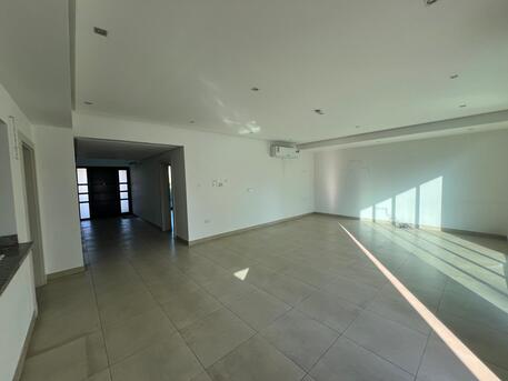 Salmaniya, Villas, BHD 700,  4BR Villa For Rent In Salmaniya | Garden | BD 700