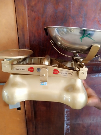 Kampala, Electronics, UGX 250000,  Now Available In Store For Sale: Counter Mechanical Scales