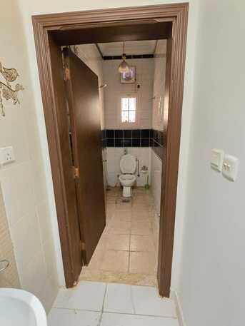 Jeddah, Rooms Available, SAR 1200/month,  Furnished,  A Clean/spacious Furnished Room With A Washroom