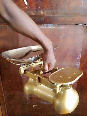 Kampala, Electronics, UGX 250000,  Manual Counter Weighing Scales For Sale