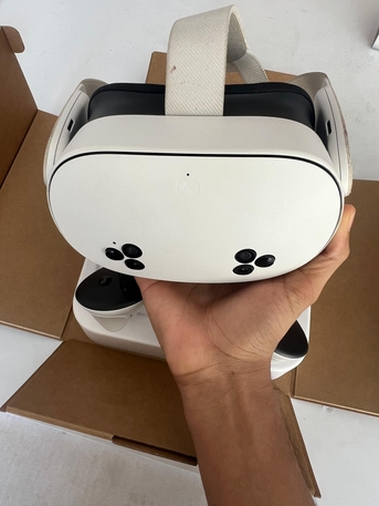 Al Adama, Video Games, SAR 950,  Meta Quest 3S Like New (128gb)