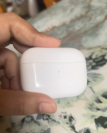 Riyadh, Mobile Phones, SAR 600,  Apple AirPod Pro For Sale In Mint Condition