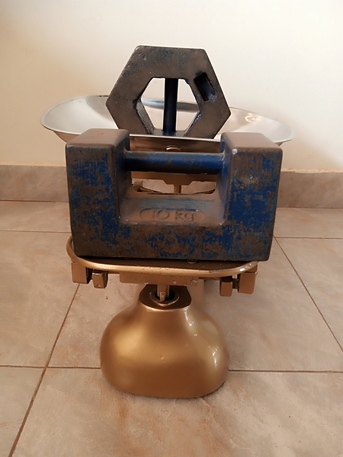Kampala, Electronics, UGX 250000,  Big Stainless Steel Tray Counter Mechanical Type Balance