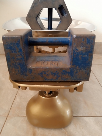 Kampala, Electronics, UGX 250000,  Big Stainless Steel Tray Counter Mechanical Type Balance