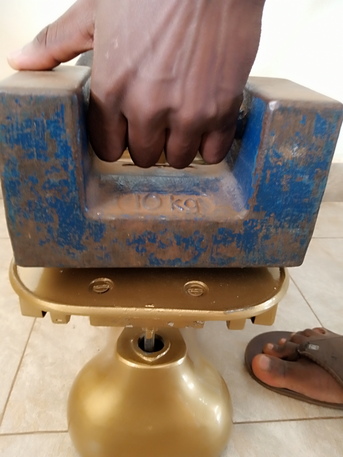 Kampala, Electronics, UGX 250000,  Product Description &ndash; Counter Manual Scales Repair At Accurate Wandegeya