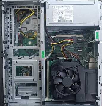 Manama, Computers, BHD 110,  Like New Full Set Hp Core I7 9th GEN /16 GB Ram DDR4 /128 SSD+500/3.2 GHz /Monitor /Wifi