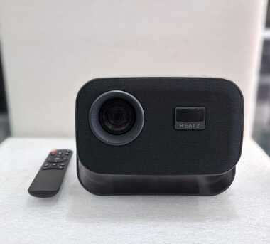 Manama, Computers, BHD 43,  Brand New 4K Smart Android WIFI Projector (Built-In Play Store) & Mobile Screen Sharing