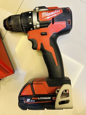 Jeddah, Tools, SAR 500,  Milwaukee M18 18-Volt Lithium-Ion Brushless Cordless Compact Drill/Driver - 1/2in