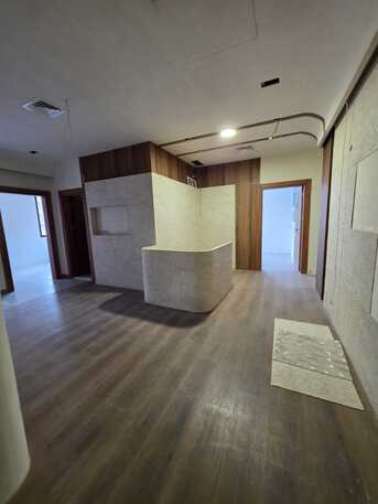 Salmiya, Apartments/Houses, KWD 1300/month,  Commercial Space For Rent In Salmiya, 125 Square Meters, In An Investment Building