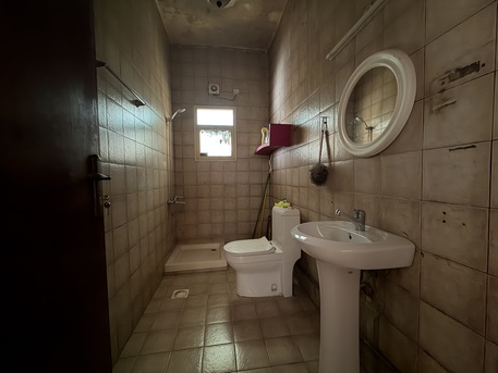 Salmaniya, Apartments/Houses, BHD 140/month,  2 BR,  2 Bedroom Flat For Rent Without Ewa