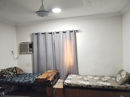 Jeddah, Bedspace Available, SAR 600/month,  00 Sq. Feet,  Bad Space Available