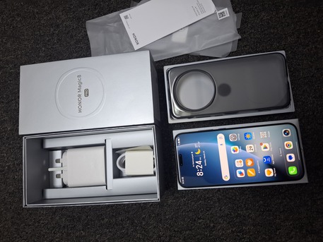 Al Rahmaniyah, Mobile Phones, SAR 3150,  Honor Magic 8 Pro 12gb 512gb New 15 Days Used Only