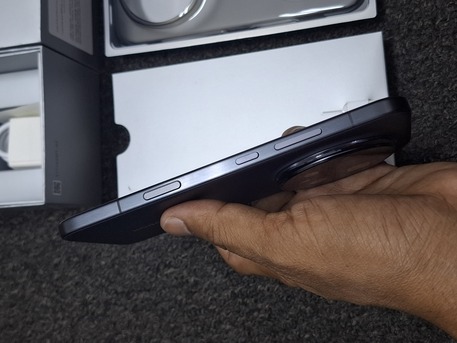 Al Rahmaniyah, Mobile Phones, SAR 3150,  Honor Magic 8 Pro 12gb 512gb New 15 Days Used Only