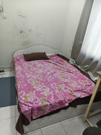 Segaya, Furniture, BHD 10,  Queen Size Bed And Mattress For Sale