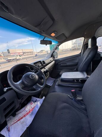 Manama, Vehicles, Cars & Trucks , BHD 2600,  Nissan Urvan,  2016,  Automatic,  451500 KM,    (White)