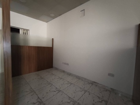 Hoora, Offices, BHD 150,  Hoora:-Office Space Furnished Commercial/Office Flat On Rent.Bd 150/- 3months Advance