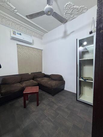 Al Sulaymaniyyah, Apartments, Flats, Houses & Villas, SAR 2333/month,  Furnished,  1 BR,  1 BHK Furnished Family Room Available In A Villa.