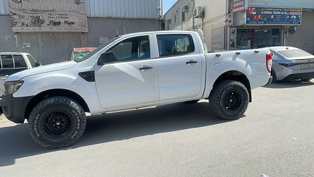 Salmabad, Vehicles, Cars & Trucks , BHD 2750,  Ford Ranger,  2015,  Automatic,  350000 KM,