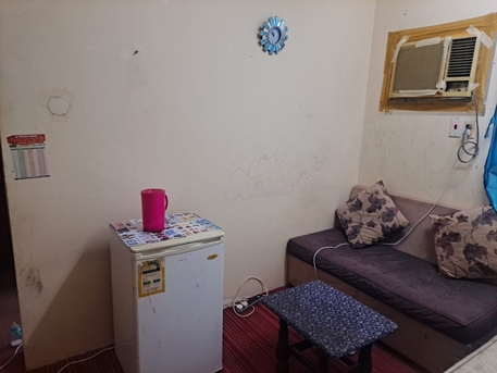 Jubail, Rooms Available, SAR 800/month,  Separate Intrnce  Family And   Bachelor 1 Person Allowed  Call Mr Hamid 0577260187