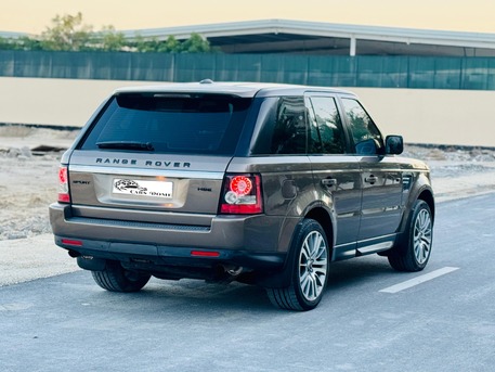 Manama, Vehicles, Cars & Trucks , BHD 1,  Land Rover Range Rover Sport,  2013,  167000 KM,  Full Option - Sport - Clean