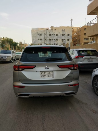 Riyadh, Vehicle Lease Transfer, SAR 16500,  Mitsubishi Outlander Limited Edition (Full Option)2025 Model Available For Lease Transfer