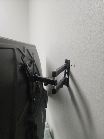 Jubail, Electronics, SAR 750,  QLED Smart TV