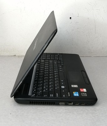 Manama, Computers, BHD 53,  Toshiba Core I3 2.5Ghz Laptop 8GB RAM SSD (10x Fast Working) 15.6"Display WIN,Office Ready
