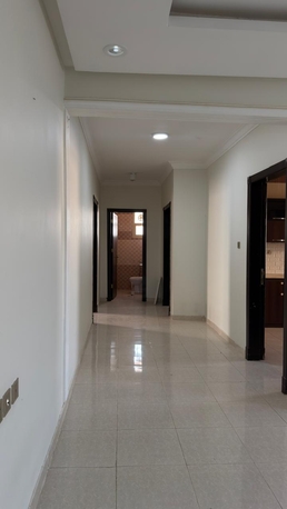 Dhahrat Laban, Bedspace Available, Becholar Room Available For Rent