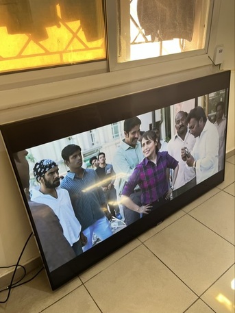 Al Rakah Al Shamaliyah, Electronics, SAR 375,  65 &ldquo; Smart Ready TV (excellent Condition)