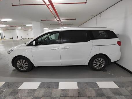Jubail, Automotive, KIA Carnival 2020 Petrol (8 Seater) - Available For Rental