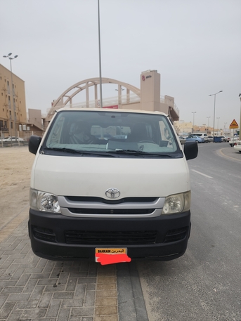 Manama, Vehicles, Cars & Trucks , BHD 3000,  Toyota Hi-Ace,  2010,  Manual,  486620 KM,  Toyota Hiace Bus For Sale