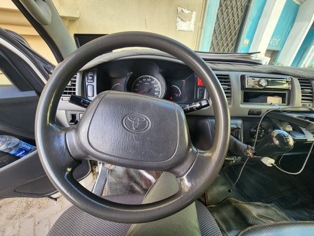 Manama, Vehicles, Cars & Trucks , BHD 3000,  Toyota Hi-Ace,  2010,  Manual,  486620 KM,  Toyota Hiace Bus For Sale