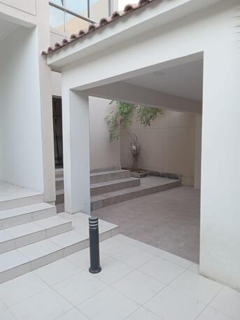 Zinj, Villas, BHD 1500,  Staff Accommodation Villa For Rent In Zinj, Manama | 3-Storey Building