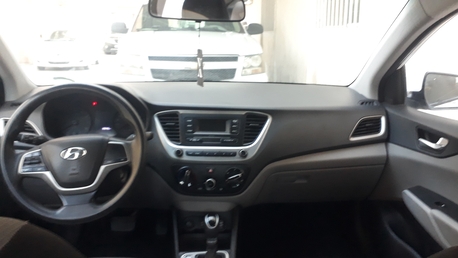 Manama, Vehicles, Cars & Trucks , BHD 3400,  Hyundai Accent,  2018,  Automatic,  85600 KM,    (Mid Option)