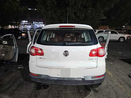 Al Safa, Vehicles, Cars & Trucks , SAR 18000,  Volx Wagen Tiguan 2000 Cc 4*4  2nd Owner,  2009,  Automatic,  110000 KM,