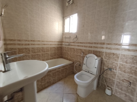 Jidhafs, Apartments/Houses, BHD 160/year,  3 BR,  Jidhafs:- 3Bhk Unfurnished Flat On Rent..