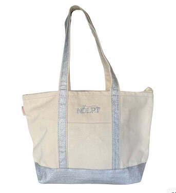 New York, Collectibles, Because Your Needlepoint Project Deserves A Gorgeous Bag