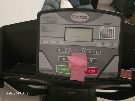 Al Rawdah, Furniture, SAR 250,  Table + Chair + Tredmill