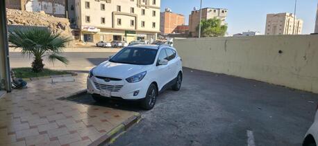 Al-Madinah, Vehicles, Cars & Trucks , SAR 35000,  Hyundai Tucson,  2015,  Automatic,  330000 KM,    Model Very Neat And Clean Just Like Brand New Car And Single Hand Use