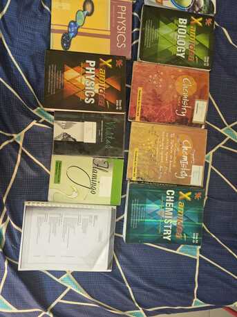 Manama, Books, BHD 20,  Grade 12 CBSE Science Books