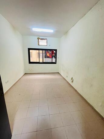 Dubai, Rooms Available, AED 6000/month,  3 Sq. Meter,  Staff Accommodation Studio Rooms Available With Attached Bathroom